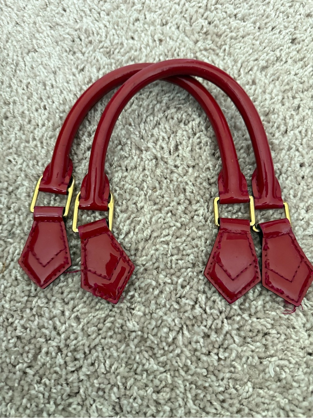 Louis Vuitton Red Patent Leather Handles -H18